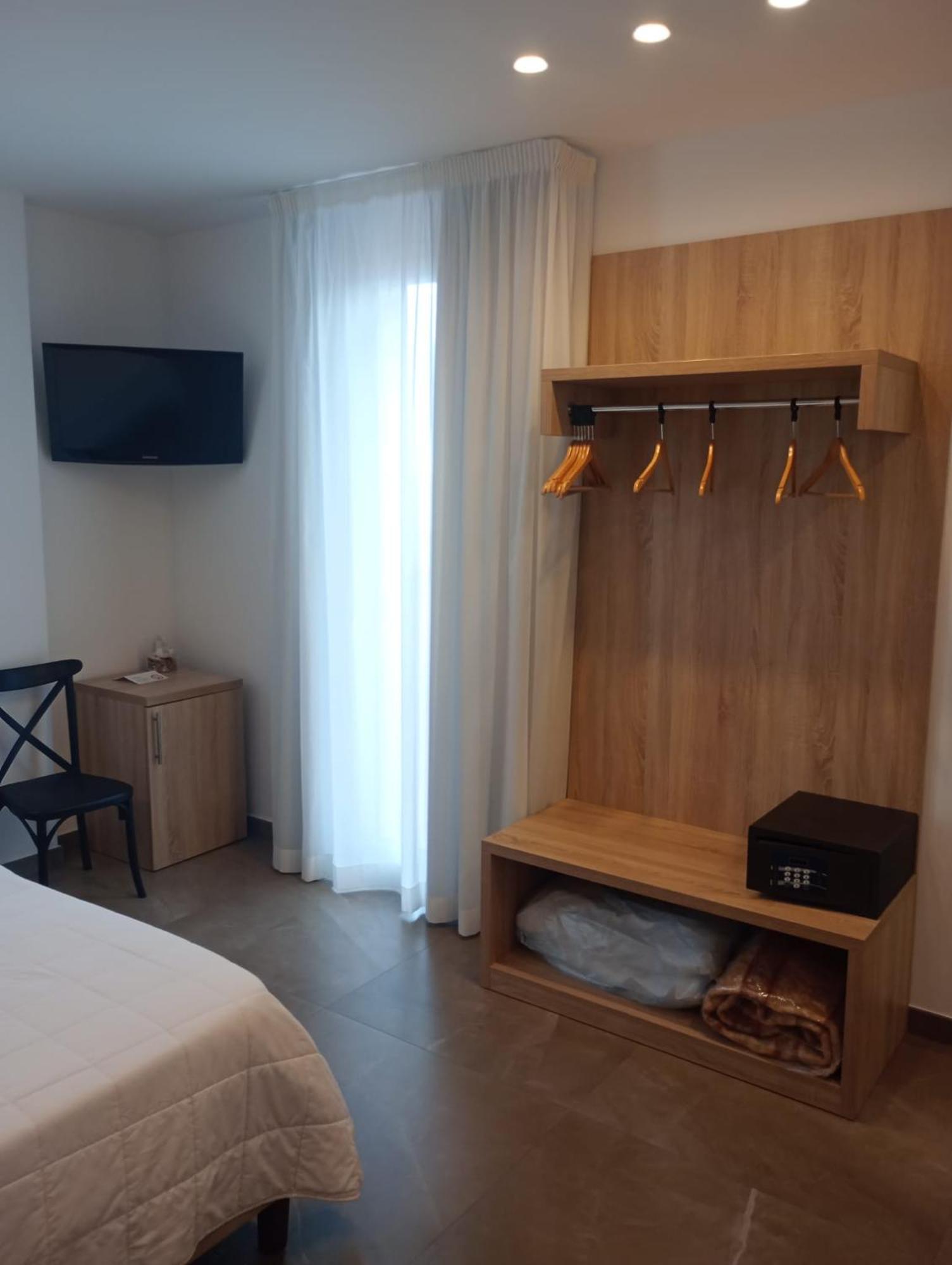 Hotel La Martinica Ficarazzi Екстер'єр фото