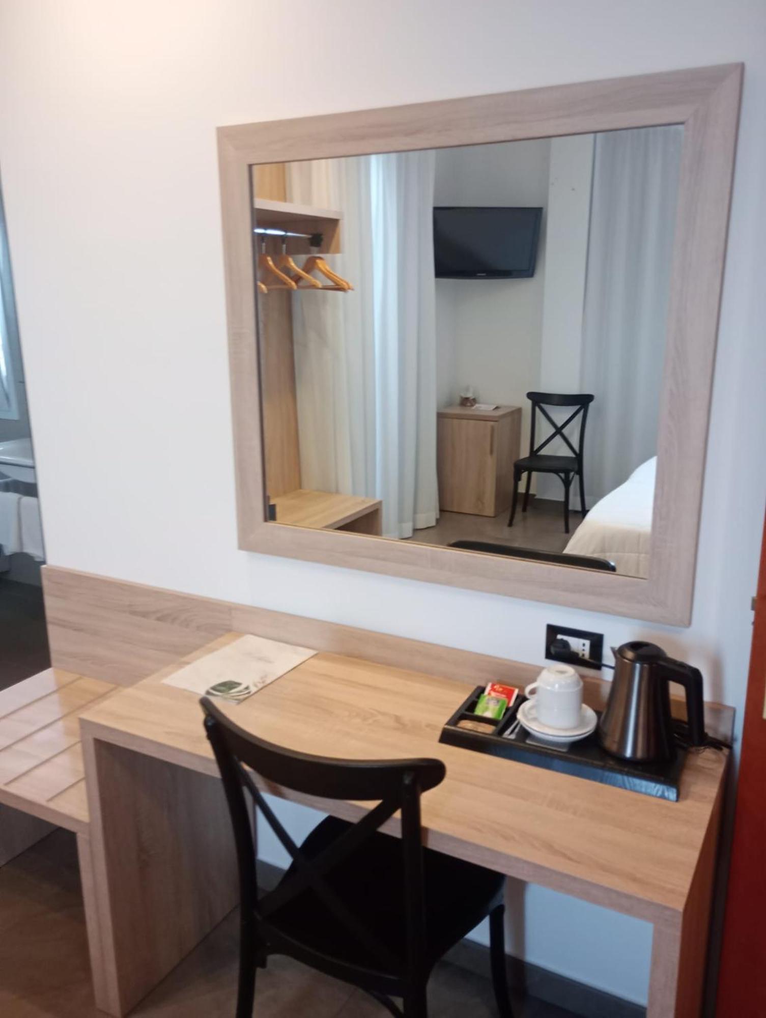 Hotel La Martinica Ficarazzi Екстер'єр фото