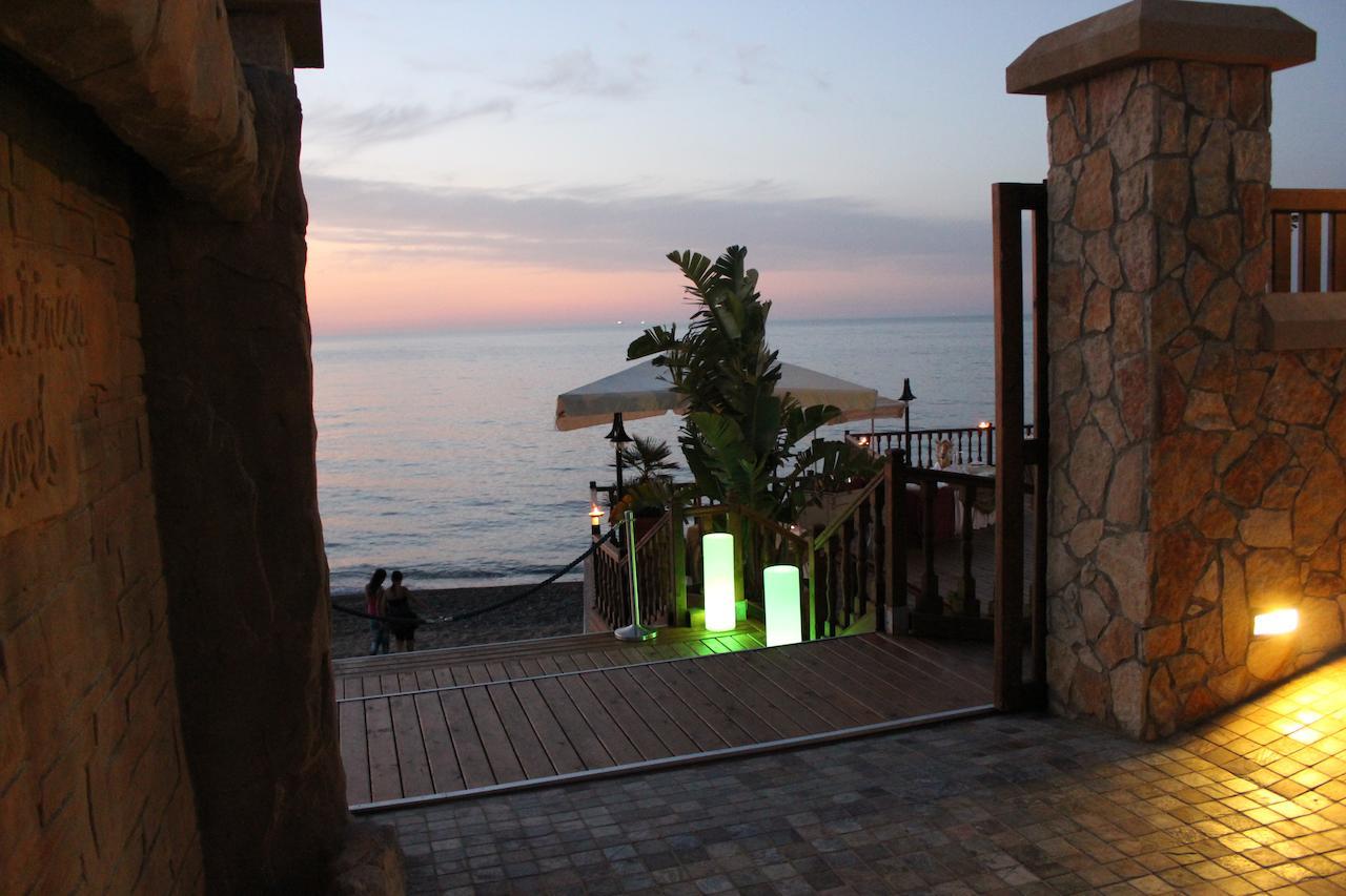 Hotel La Martinica Ficarazzi Екстер'єр фото